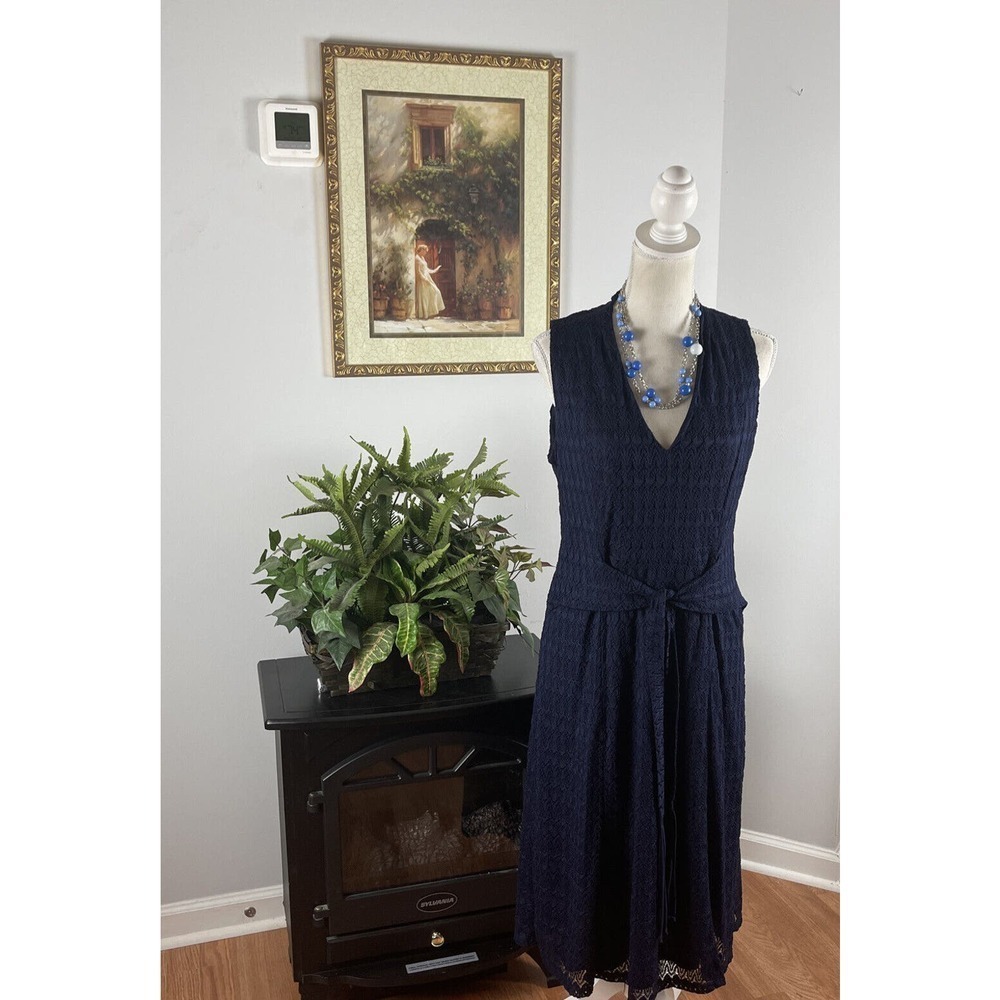 Emma & Michele Lace Dress Waist Tie V-Neck Blue Stretch Womens 12 Sleeveless